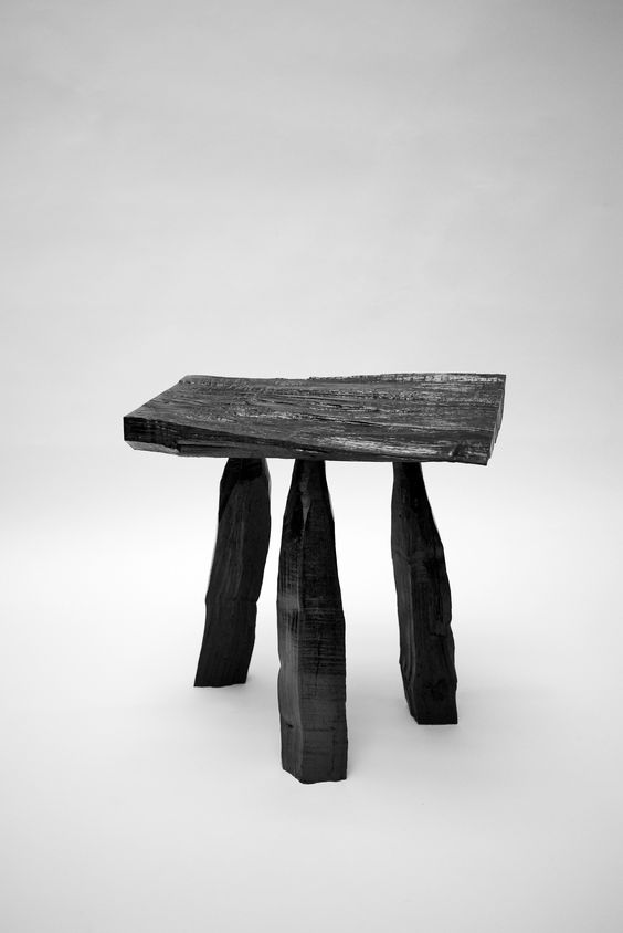 arredare-stile-wabi-sabi-sgabello