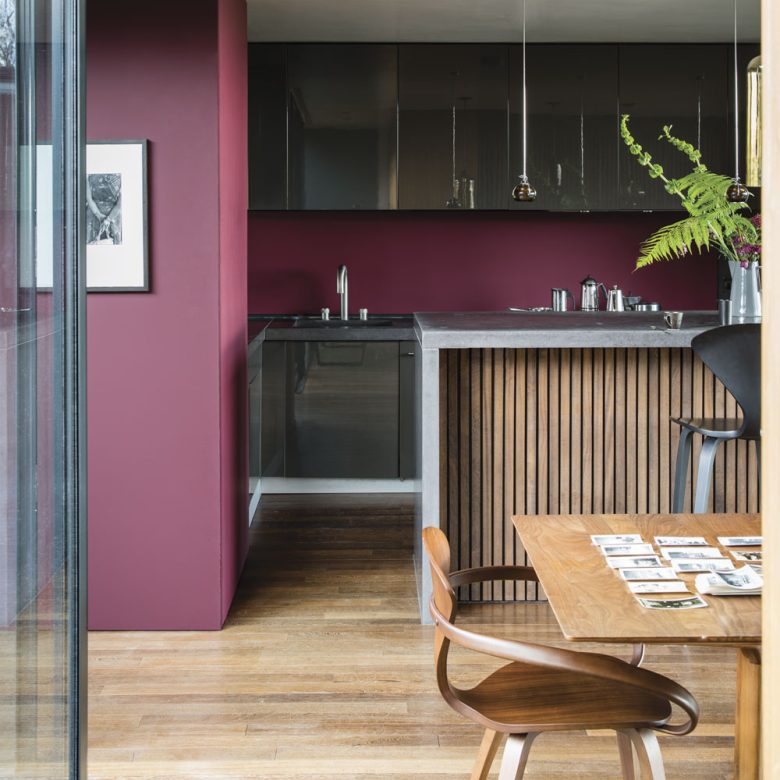 cucina-pareti-color-bordeaux-14