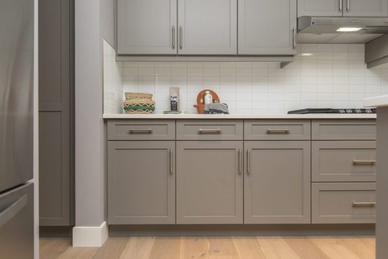 cucina-pareti-tortora-color-panna-14
