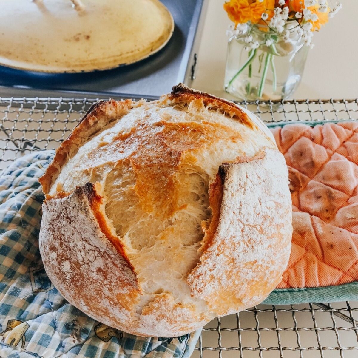 pane-e-fiori-cottagecore