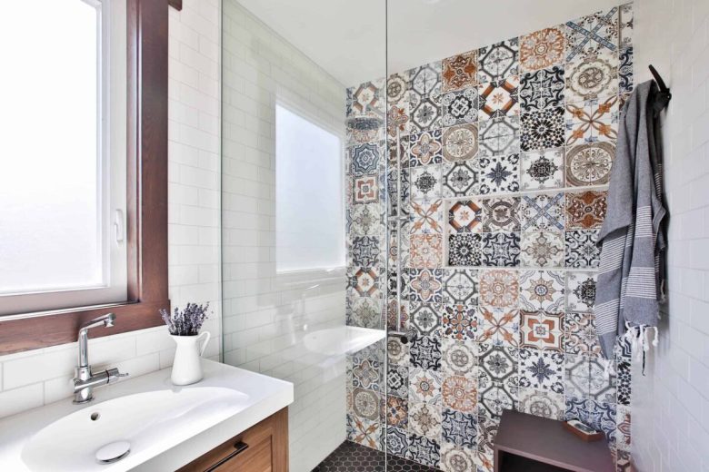 come-posizionare-i-sanitari-in-un-bagno-piccolo-12