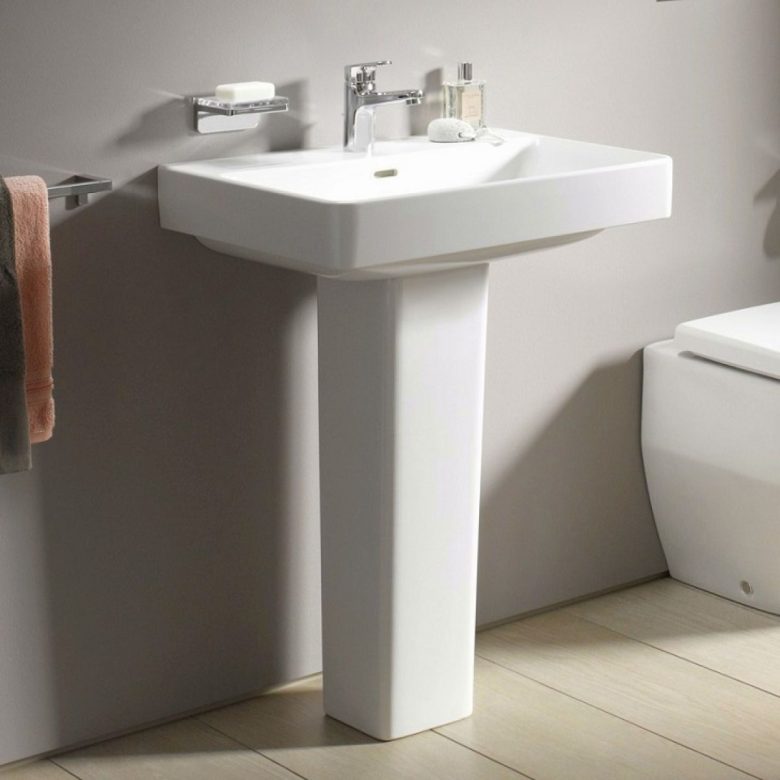 come-posizionare-i-sanitari-in-un-bagno-piccolo-15