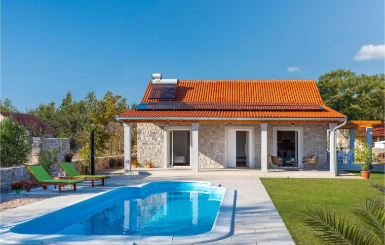 manutenzione-della-piscina-tutto-quello-che-c'è-da-fare-prima-dell'estate-1