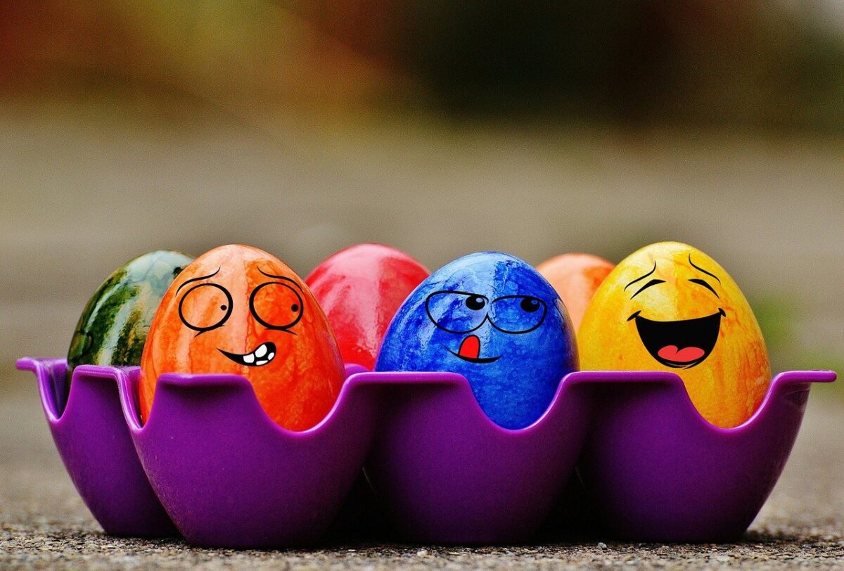 Idee per decorare la tavola di pasqua