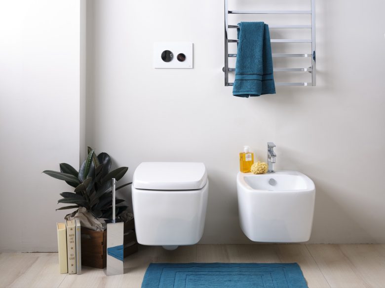 bagno-piccolo-moderno-sanitari-sospesi