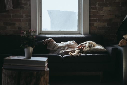 Soggiorno con divano letto: progetti