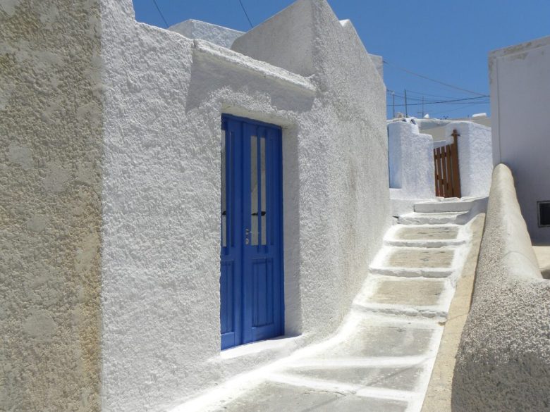 House, Sea