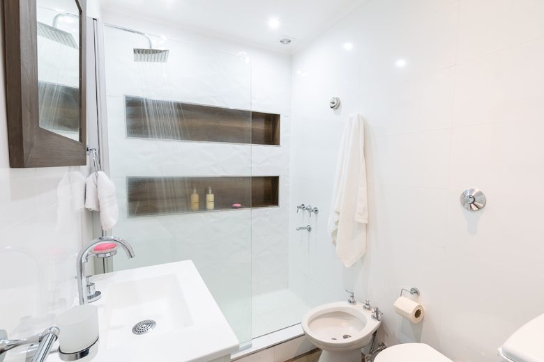 Bagni piccoli e modulari: il trend moderno d’arredo Bagni piccoli e modulari: il trend moderno d’arredo