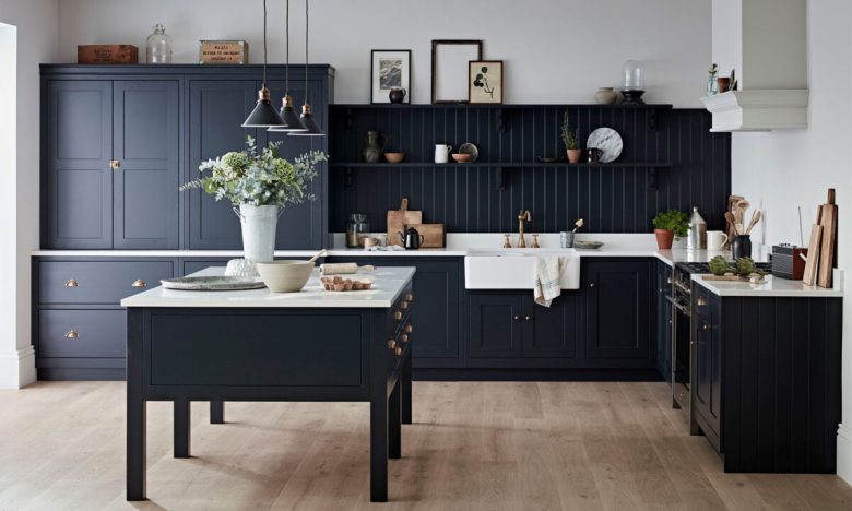 Cucina-colore-pareti-blu-navy-2