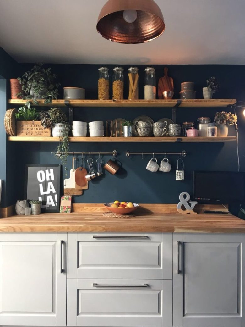 Cucina-colore-pareti-blu-navy-4