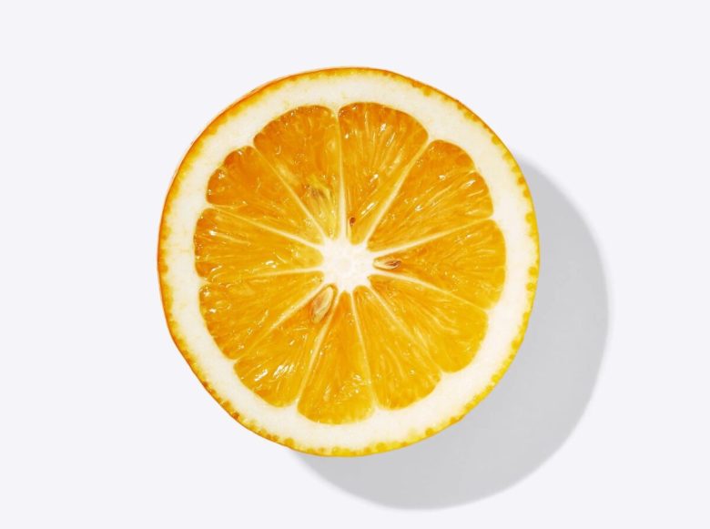 Come eliminare i cattivi odori del frigo