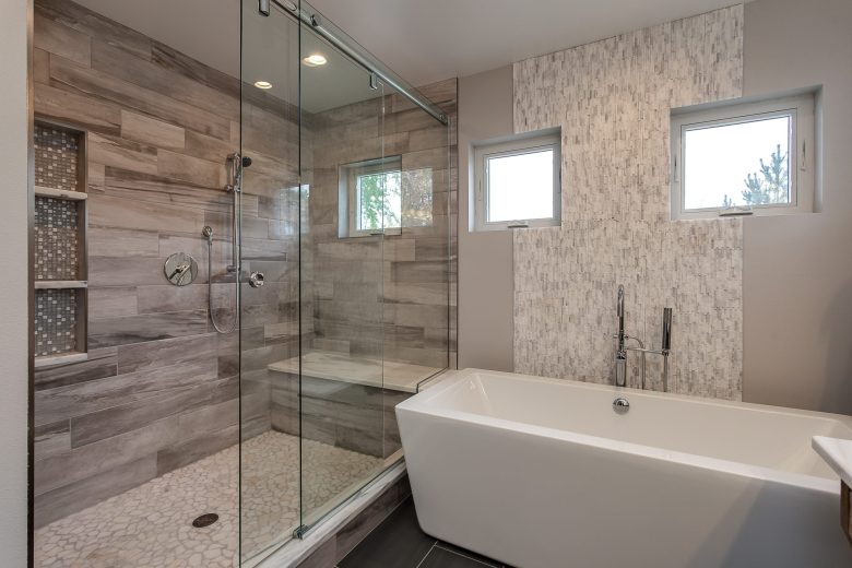 come-ristrutturare-il-bagno-per-avere-vasca-e-doccia-6
