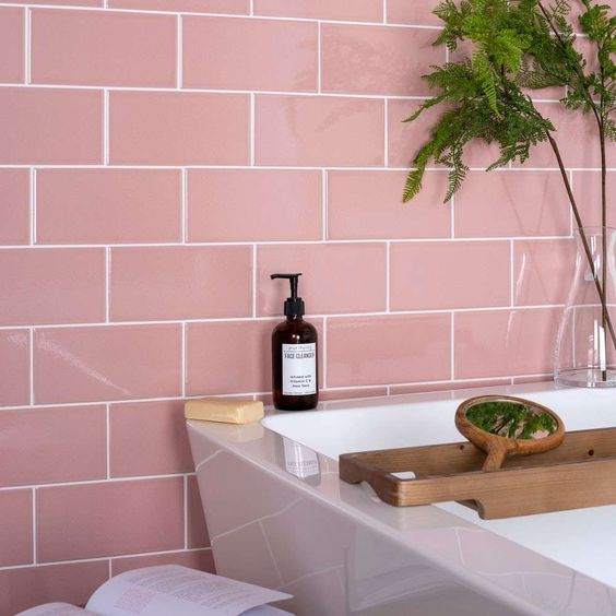 bagno-pareti-color-malva-2