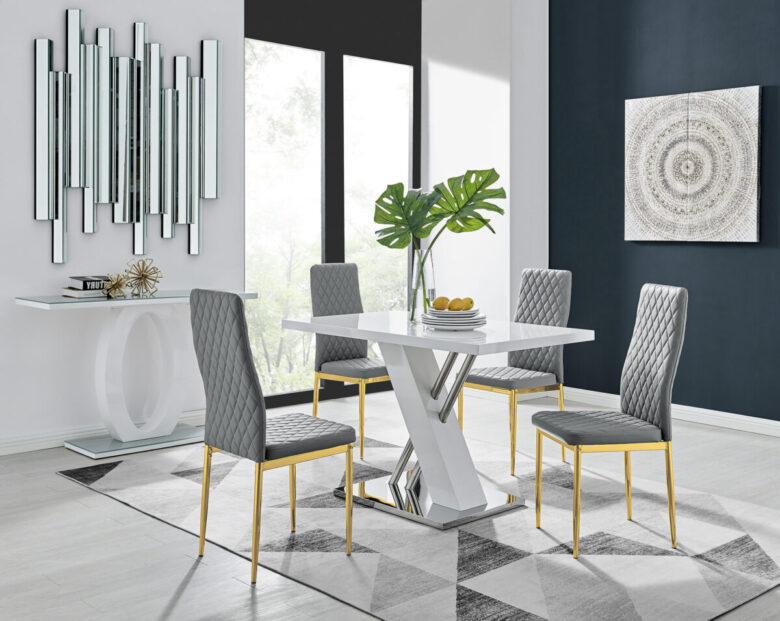 Sala da pranzo pareti color bianco