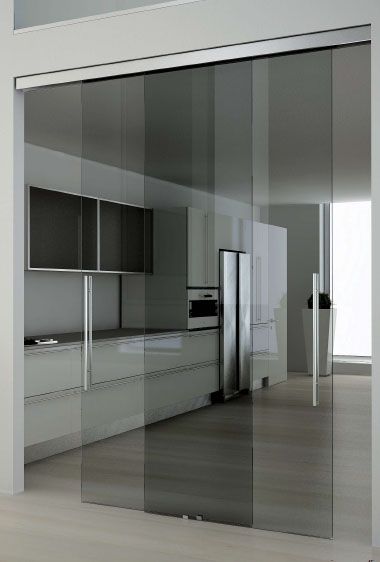 Come separare la cucina dal soggiorno con parete vetrata