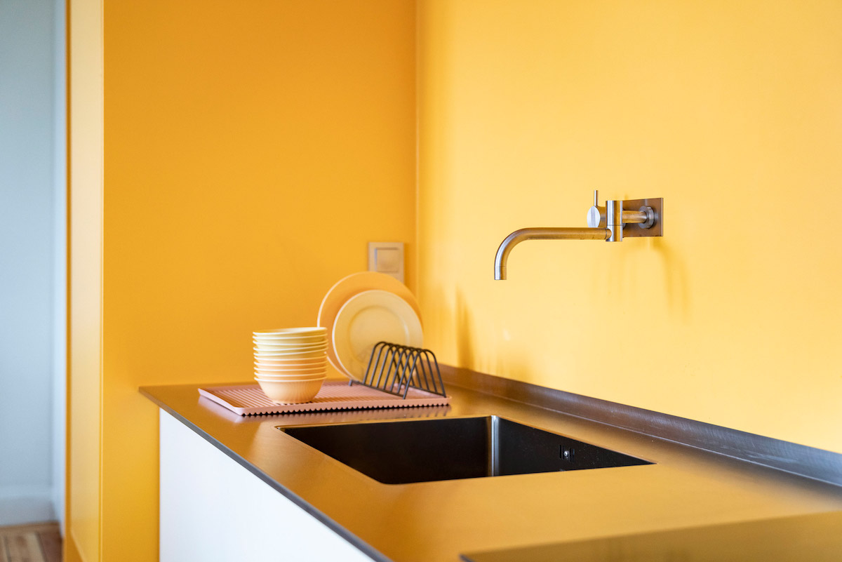 Cucina pareti color ambra: abbinamenti, idee e ispirazioni