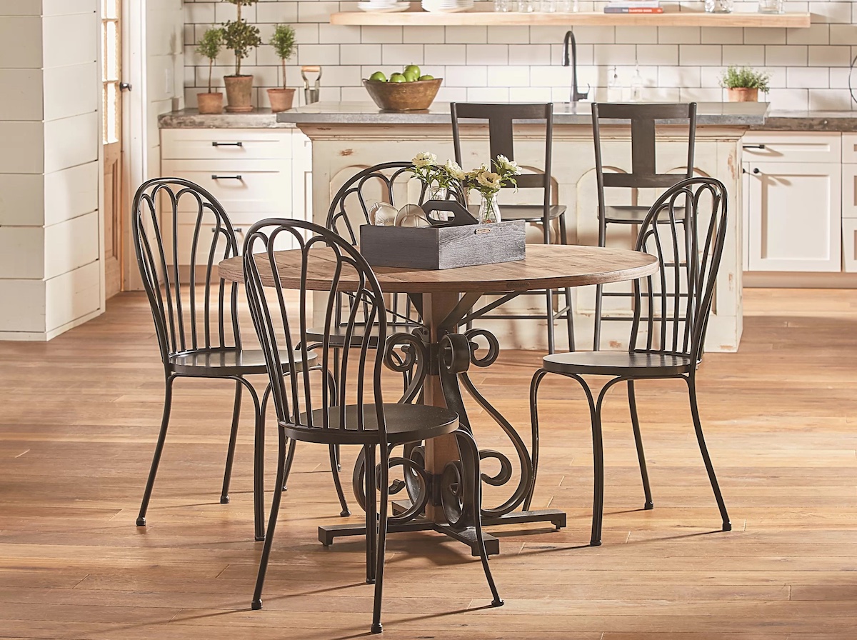 Pareti cucina color magnolia: idee e abbinamenti per ogni stile