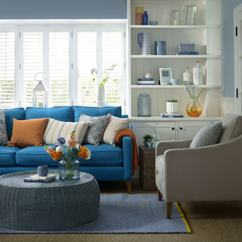 Soggiorno pareti color denim