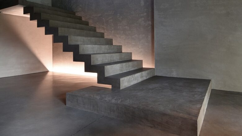 Rivestire-scala-in-resina