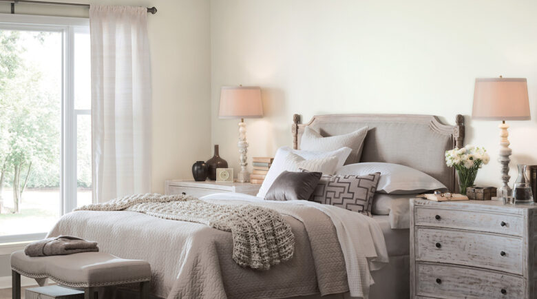 sfumature-bianco-pareti-camera-da-letto-10