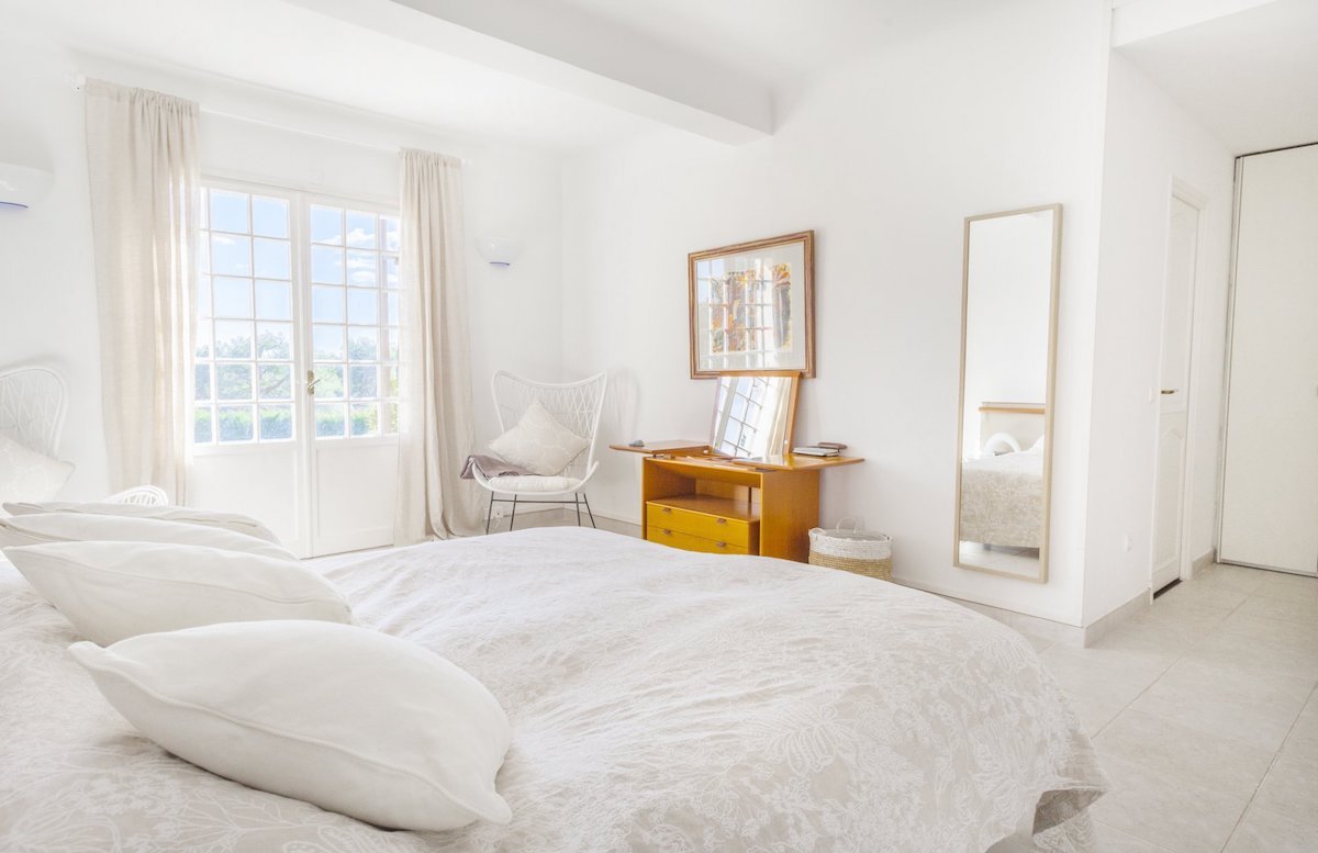 Idee per arredare la camera da letto in stile provenzale moderno