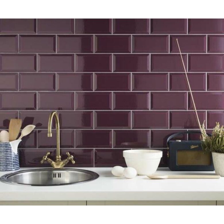 colore-pareti-cucina-melanzana-15