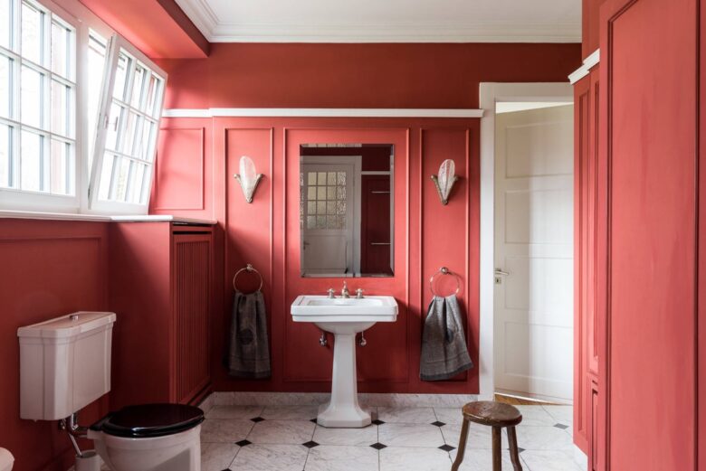 pareti-bagno-color-rosso-20