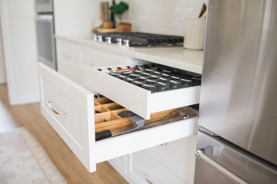 Dimensioni-mobile-cucina-con-cassetti