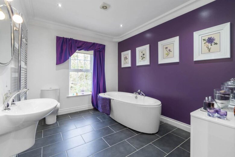 bagno-pareti-color-viola-10