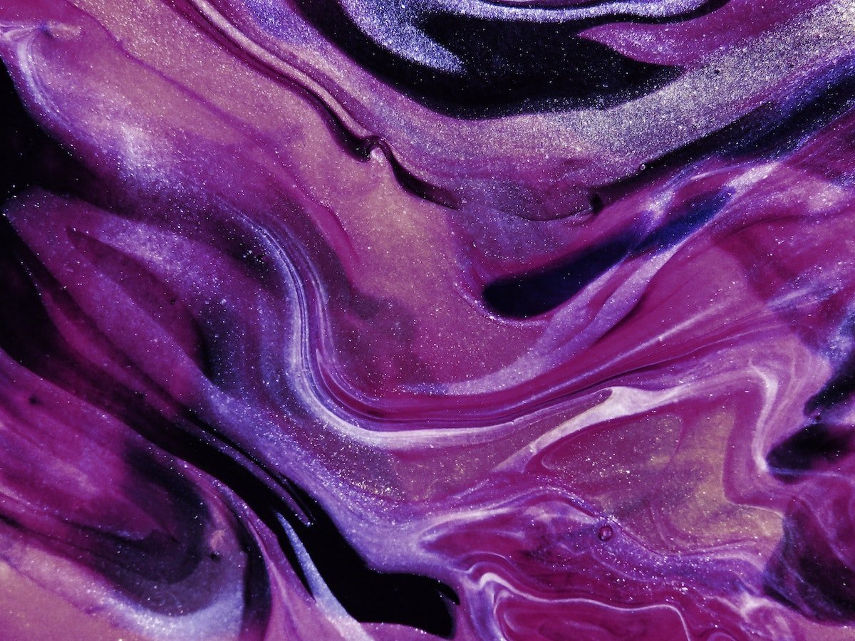 Bagno pareti color viola: abbinamenti, idee e ispirazioni
