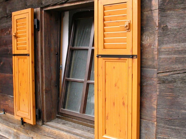 come-pulire-persiane-legno-2