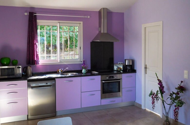 cucina-pareti-color-viola-13