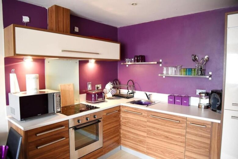 cucina-pareti-color-viola-4