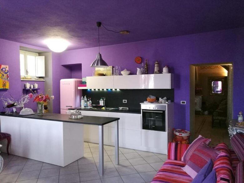 cucina-pareti-color-viola-6