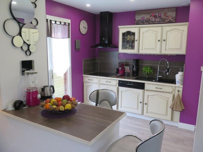 cucina-pareti-color-viola-7