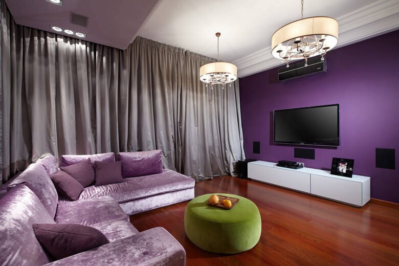 soggiorno-pareti-color-viola-23