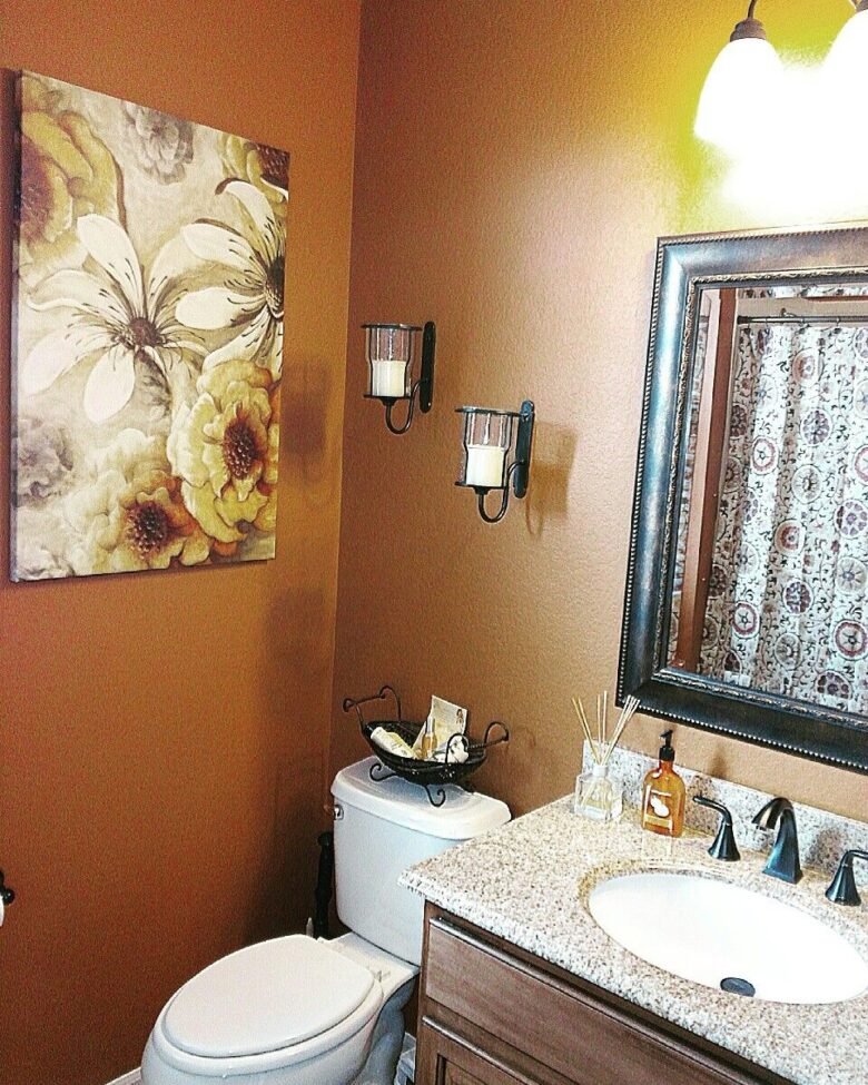 Pareti color bronzo bagno