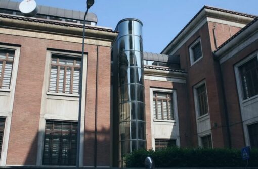 Ascensore al posto delle scale: se manca il consenso di un condomino?