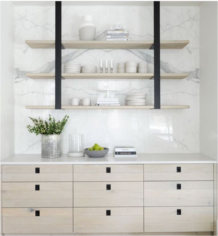 Cucina moderna senza pensili: 5 vantaggi
