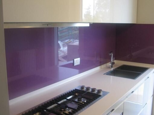Pareti color melanzana cucina: abbinamenti ideali
