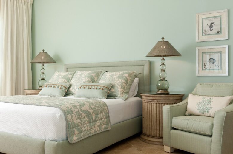 pareti-color-verde-pastello-camera-da-letto-20