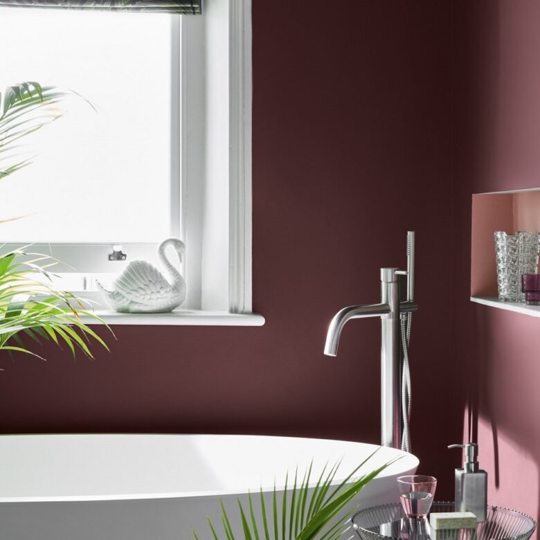 Pareti color vinaccia bagno: come arredare l’ambiente