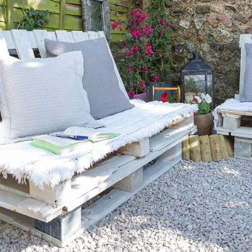 Come abbellire un terrazzo con pochi soldi: 3 idee low cost