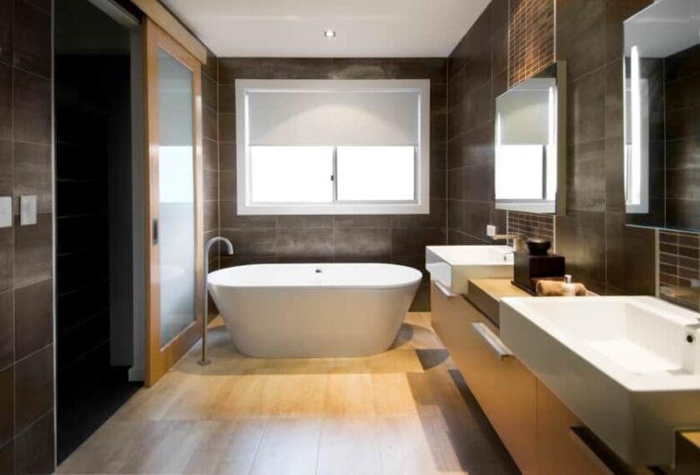 Pareti bagno color castagno Pareti bagno color castagno