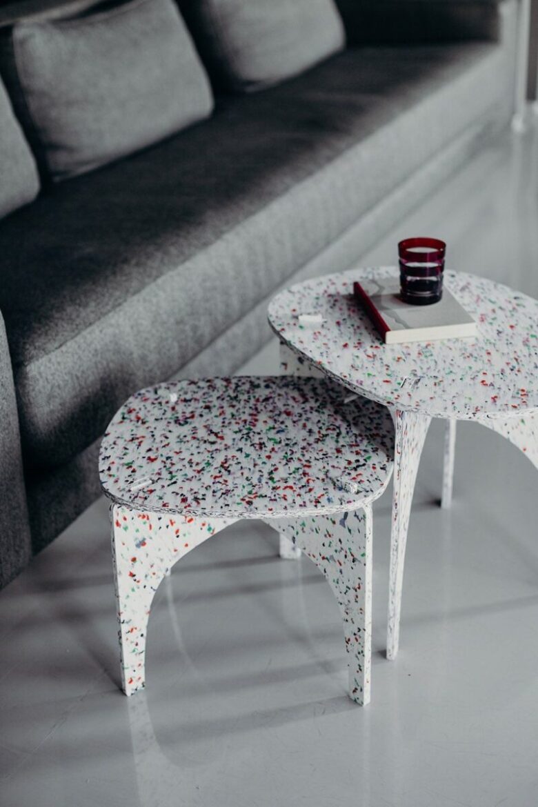 Mobili in plastica &#8211; articolo da rifare