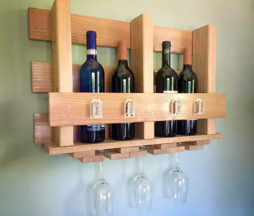 Come realizzare un portabottiglie di vino con bancali