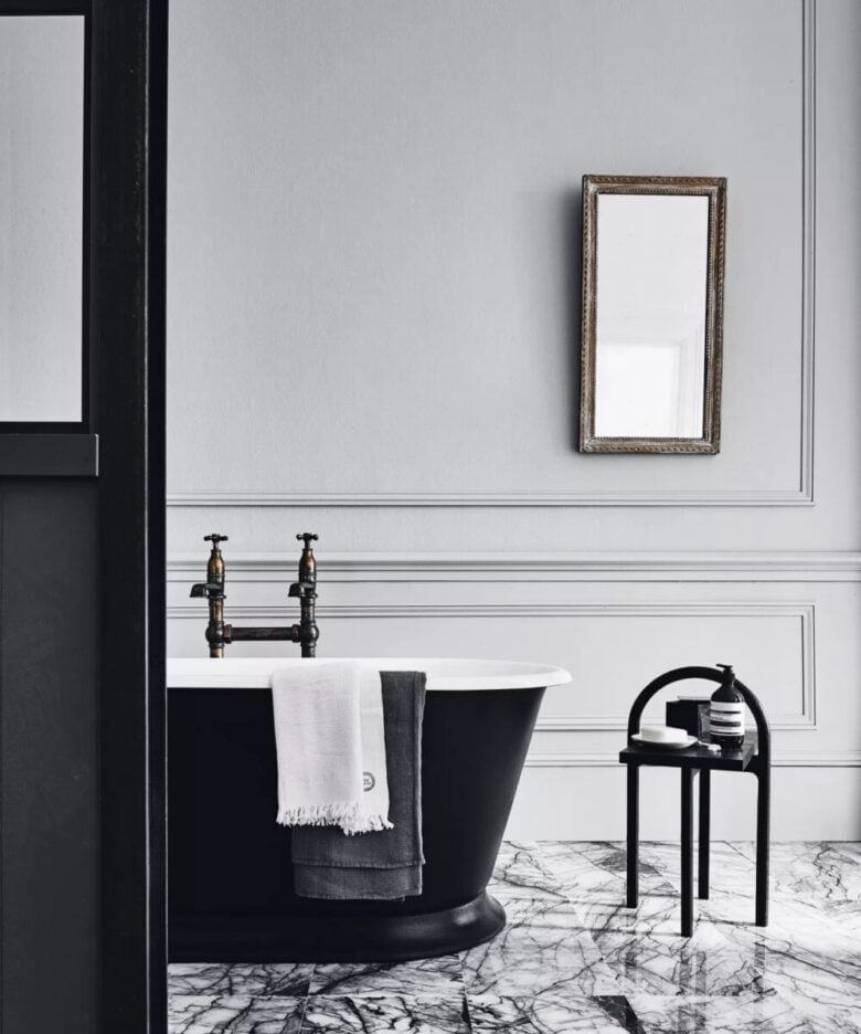 Bagno pareti grigio perla Bagno pareti grigio perla