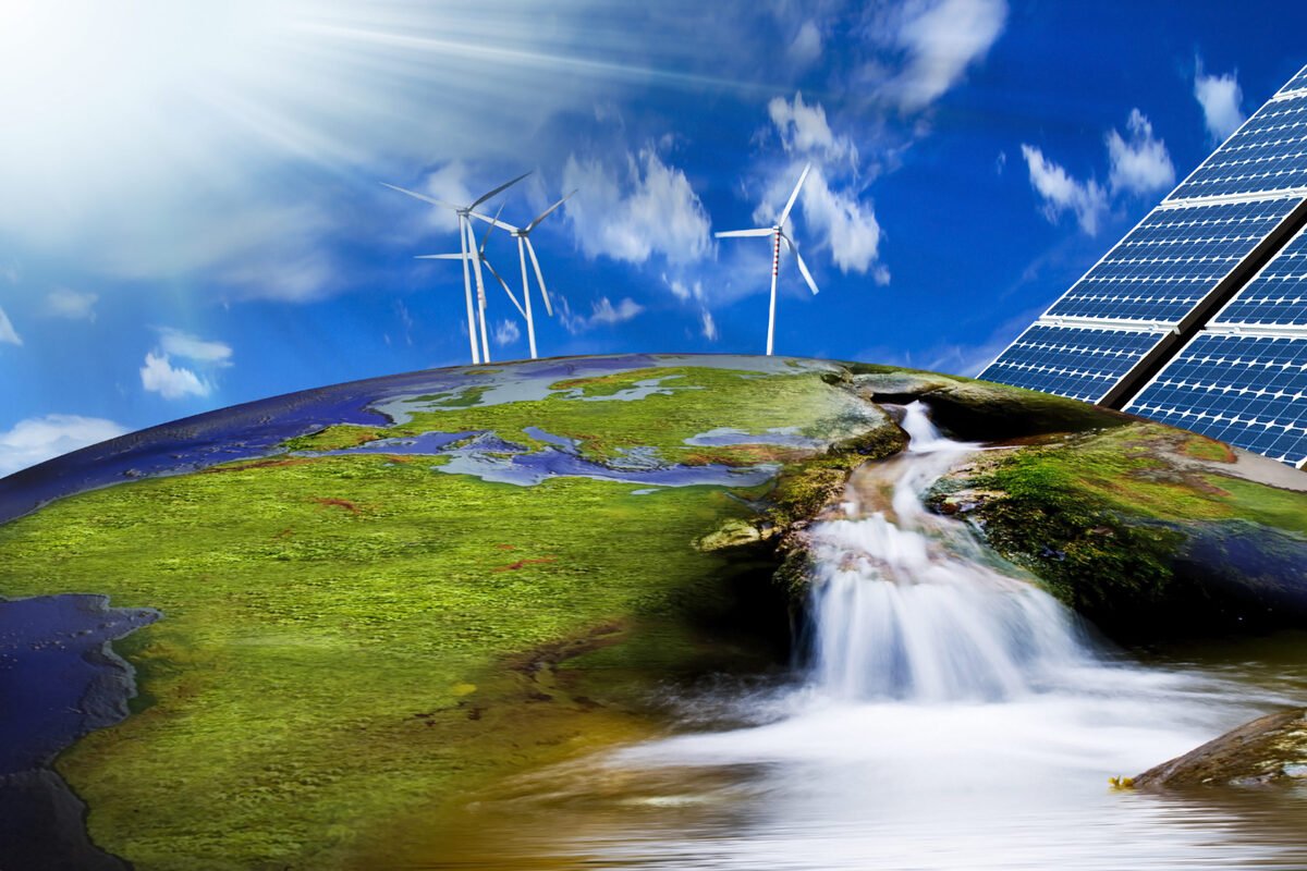 Energie rinnovabili: soddisfatta la metà della domanda energetica del 2022 Energie rinnovabili: soddisfatta la metà della domanda energetica del 2022