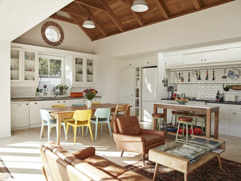 Soggiorno con cucina a vista: vantaggi della scelta Soggiorno con cucina a vista: vantaggi della scelta