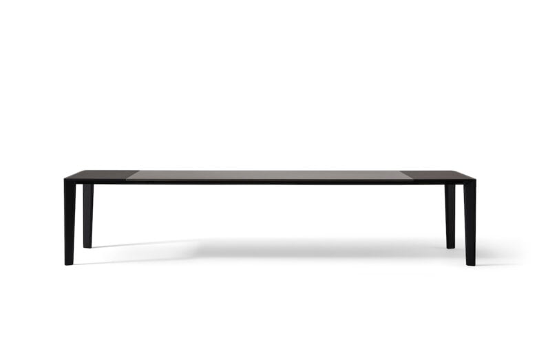 2_CASSINA_Longplane table_Rodolfo Dordoni_ph_Luca Merli